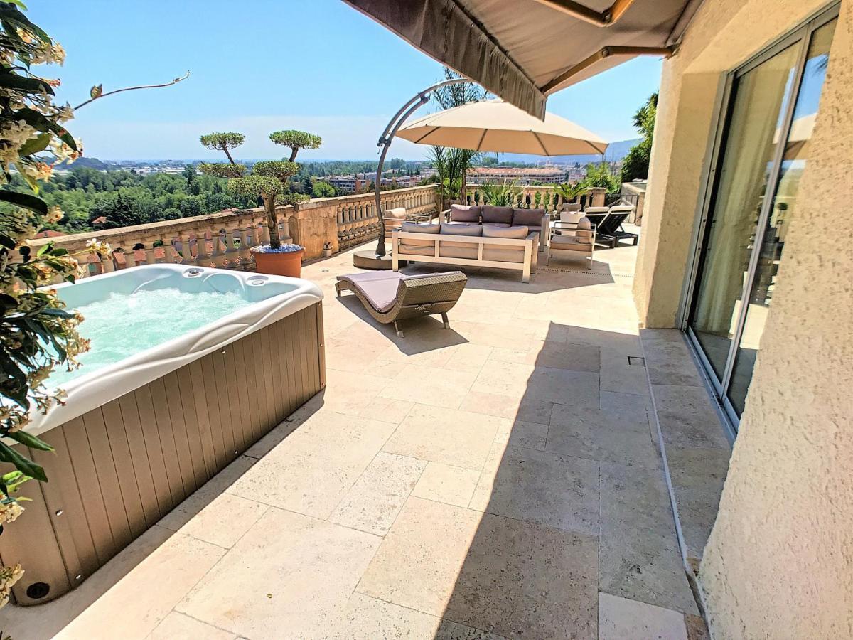 3 Bedrooms Villa Near Cannes - Pool & Jacuzzi - Sea View Мандельё-ла-Напуль Экстерьер фото